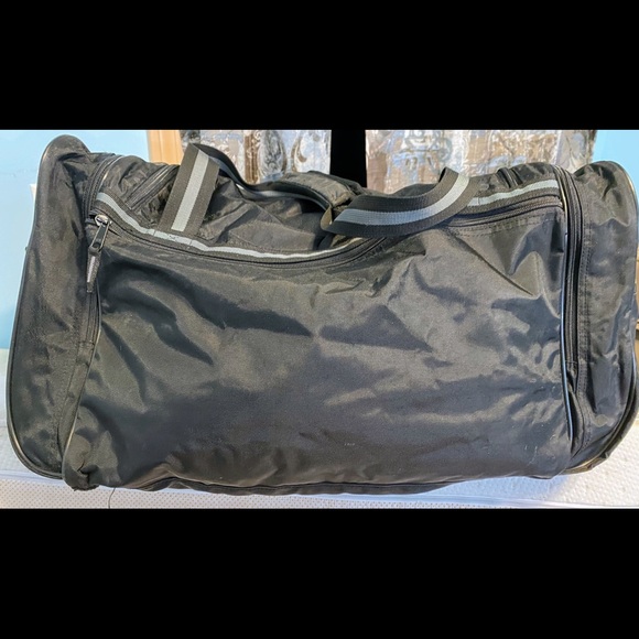 Eddie Bauer Bags Eddie Bauer Overnight Large Bag Poshmark